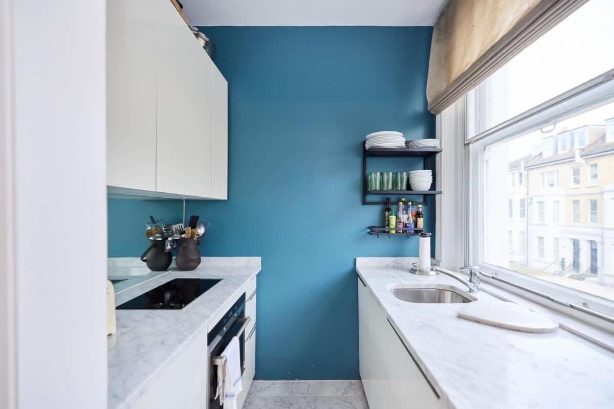 The Chelsea Gem - Charming 1bdr With Balcony Apartment